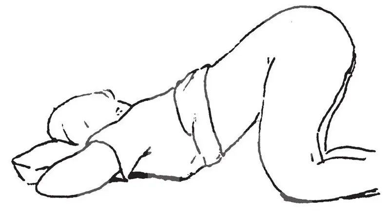 膝胸位